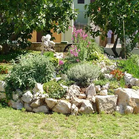 Pape I Sobe Гостевой дом 3*